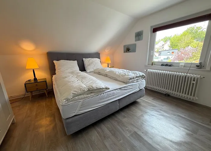 Primeloft Eule - Bis 8 Pers - 2 Etagen - Balkon - Modern & Stilvoll - Zentral In *